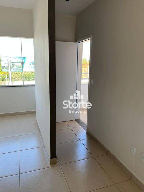 Apartamento à venda com 2 quartos, 69m² - Foto 4