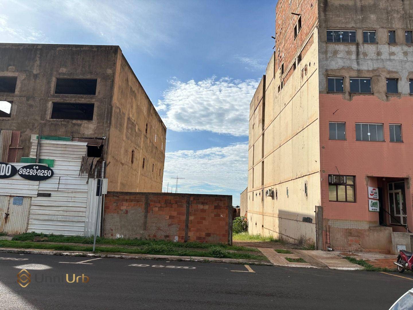 Terreno, 424 m² - Foto 1