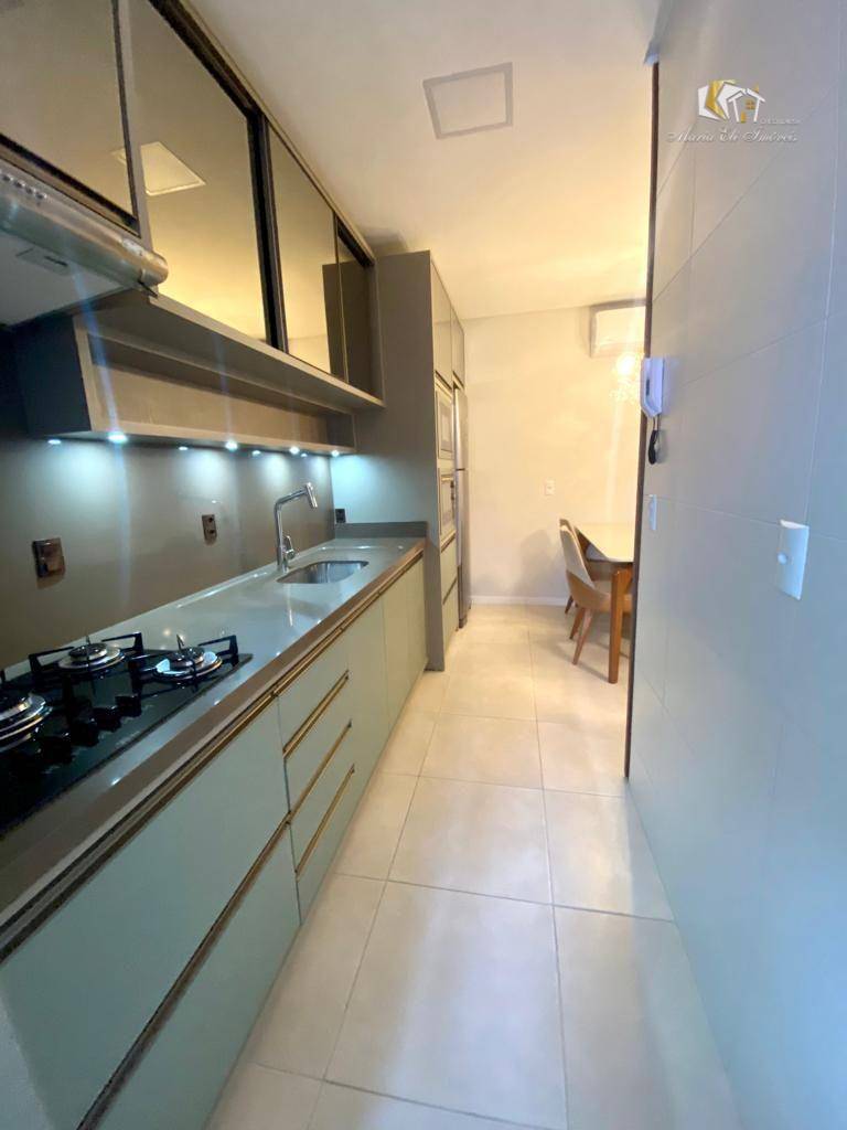 Apartamento à venda com 2 quartos, 80m² - Foto 7