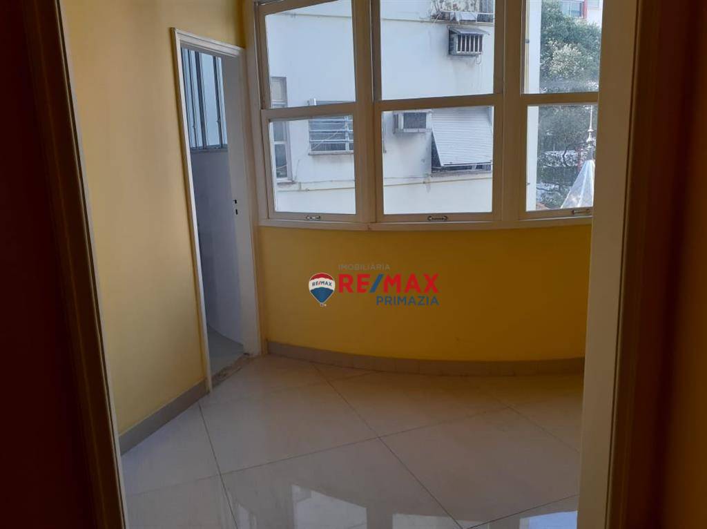 Apartamento à venda com 3 quartos, 194m² - Foto 7