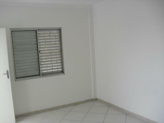 Apartamento para alugar com 1 quarto, 45m² - Foto 4