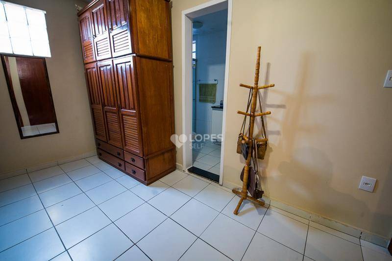 Casa à venda com 4 quartos, 120m² - Foto 12