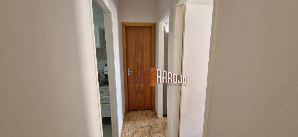 Apartamento à venda com 2 quartos, 55m² - Foto 8