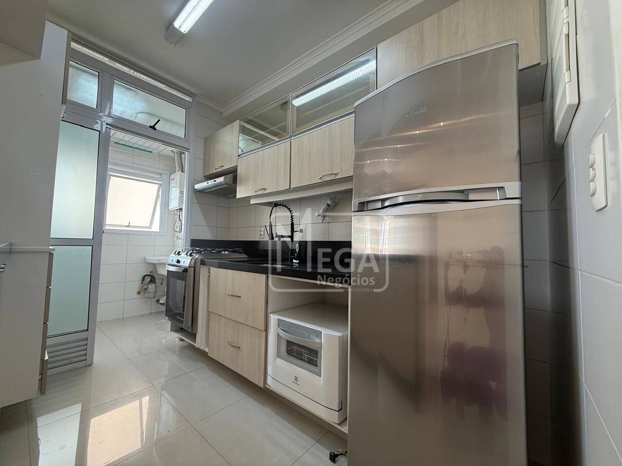 Apartamento para alugar com 2 quartos, 84m² - Foto 4