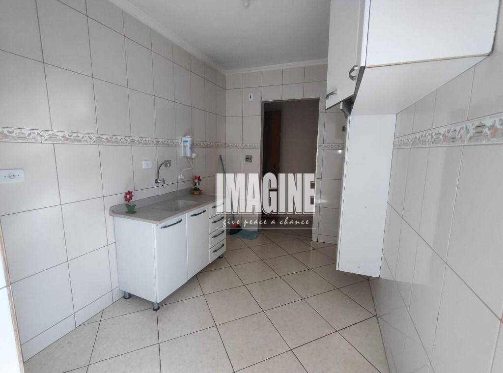 Apartamento à venda com 2 quartos, 54m² - Foto 7