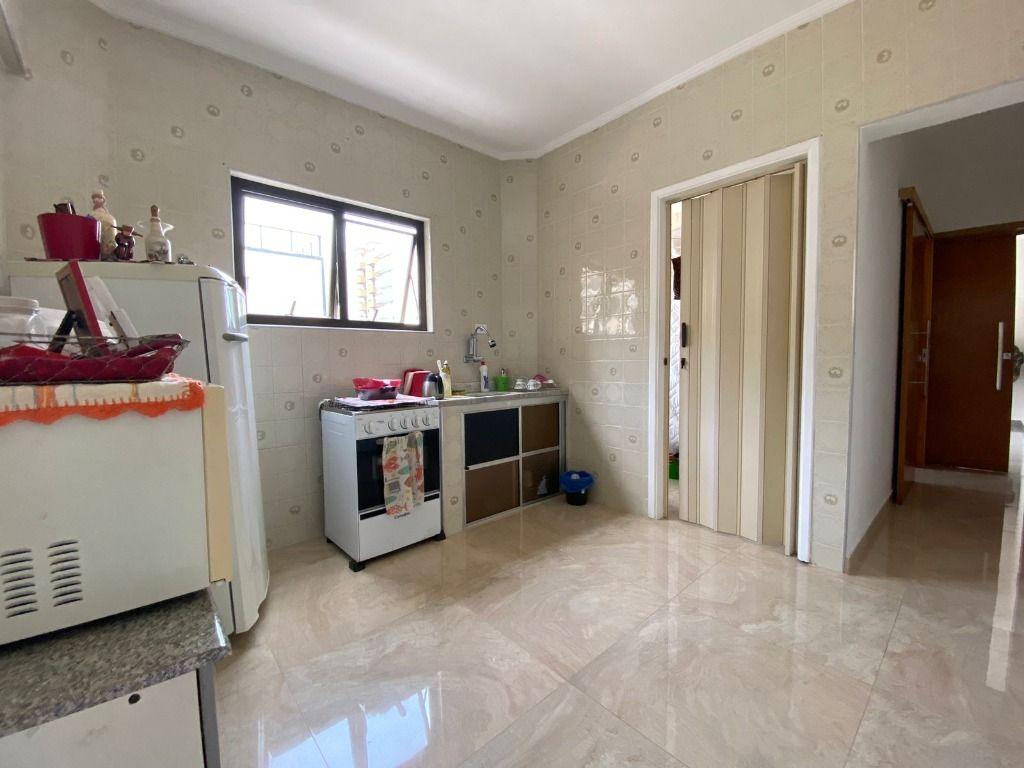 Apartamento à venda com 1 quarto, 56m² - Foto 33