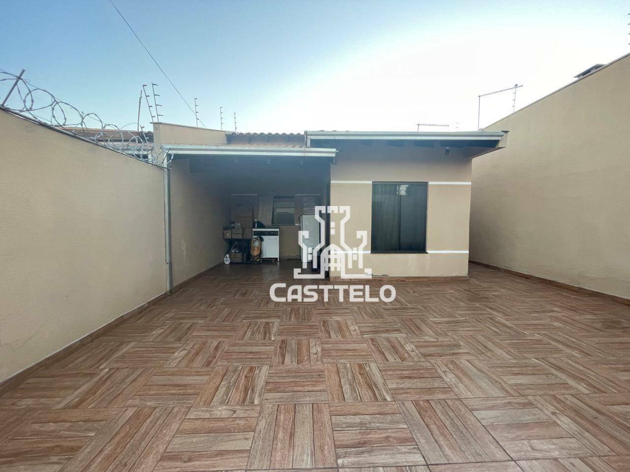 Casa à venda com 3 quartos, 93m² - Foto 4