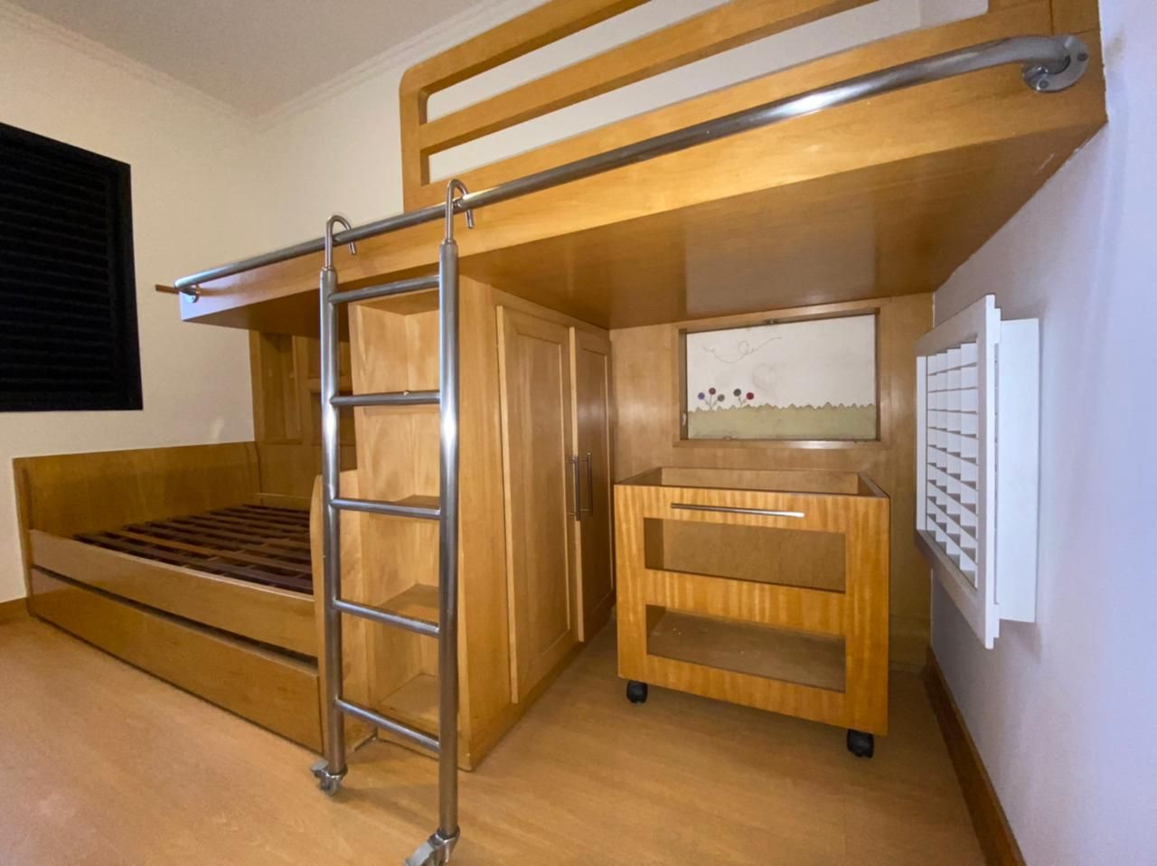 Apartamento à venda com 3 quartos, 230m² - Foto 12