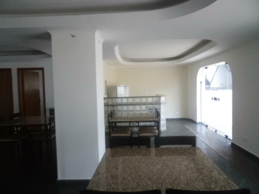 Apartamento à venda com 3 quartos, 150m² - Foto 4