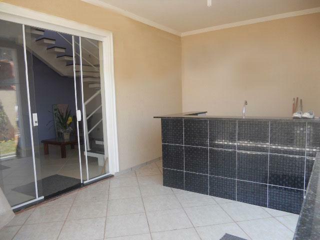 Casa de Condomínio à venda com 3 quartos, 300m² - Foto 10