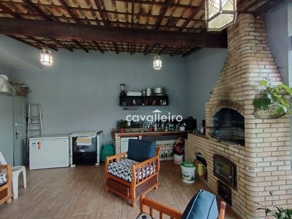 Casa de Condomínio à venda com 5 quartos, 170m² - Foto 10