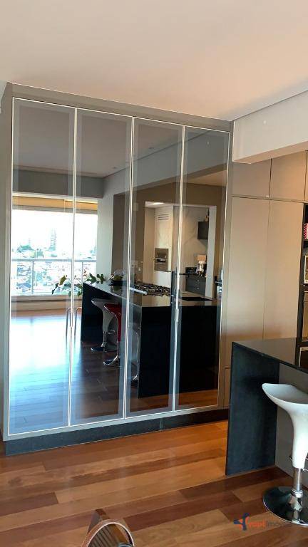 Apartamento à venda com 3 quartos, 147m² - Foto 10