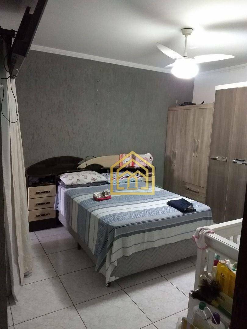 Sobrado à venda com 3 quartos, 136m² - Foto 3