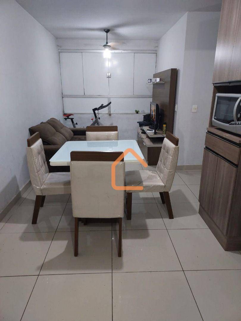 Apartamento para alugar com 2 quartos, 50m² - Foto 4