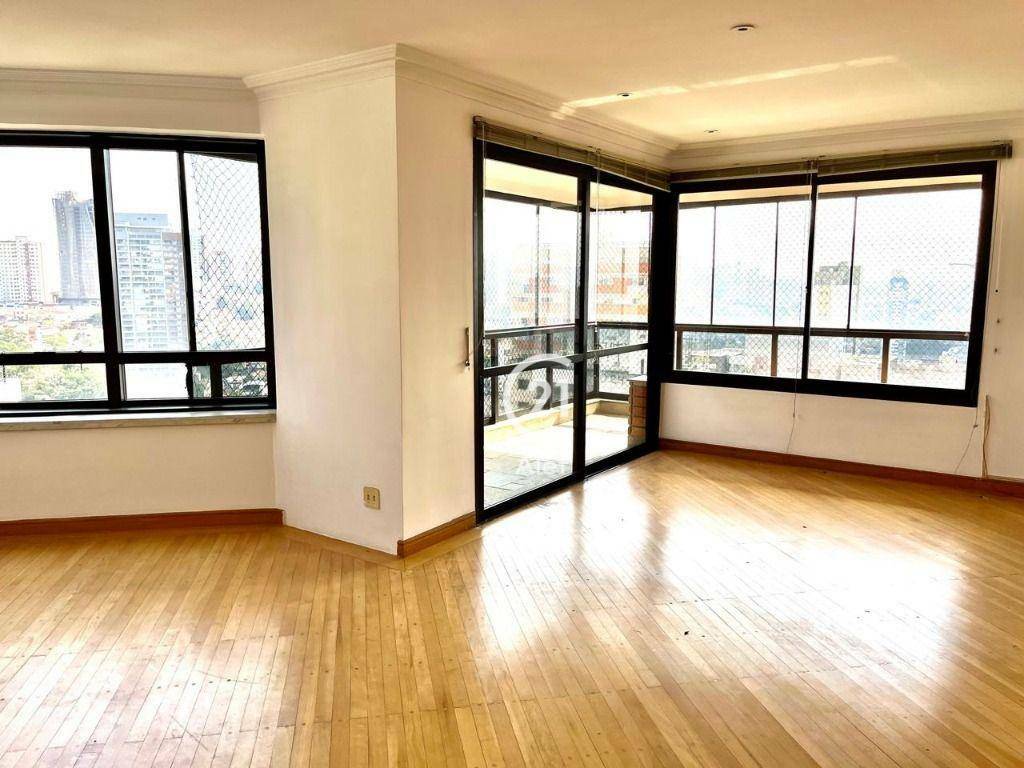 Apartamento à venda com 3 quartos, 240m² - Foto 9