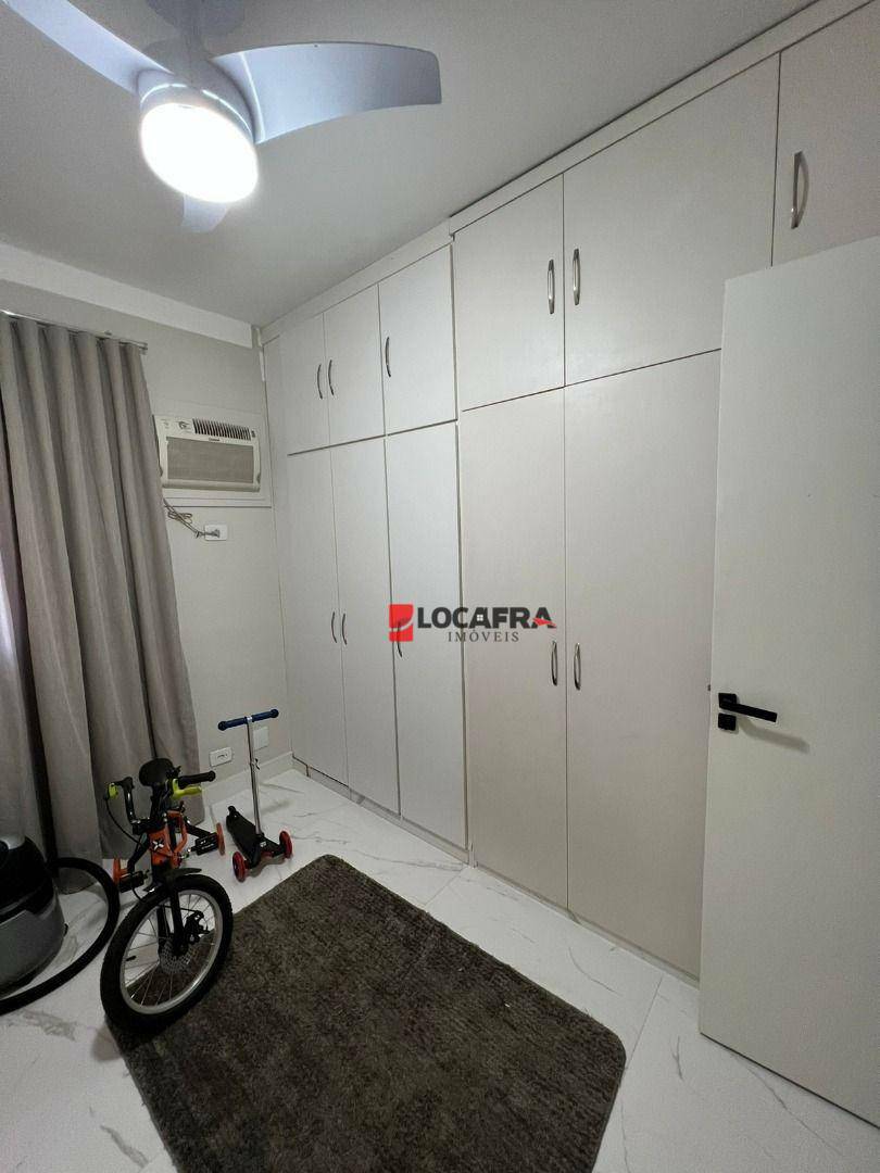 Apartamento à venda com 3 quartos, 90m² - Foto 17