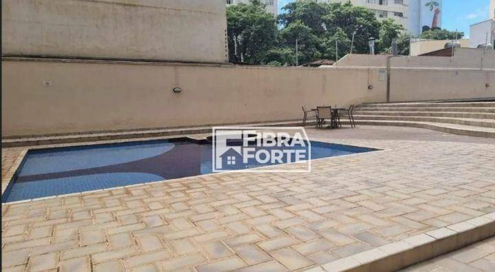 Apartamento à venda com 3 quartos, 159m² - Foto 3