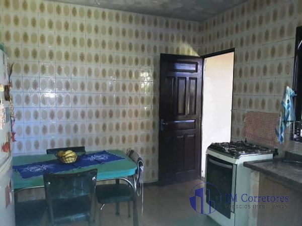 Casa à venda com 4 quartos, 180m² - Foto 14