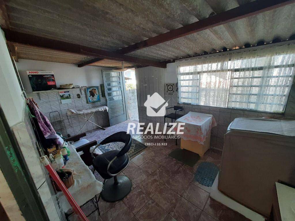 Casa à venda com 2 quartos, 120m² - Foto 6