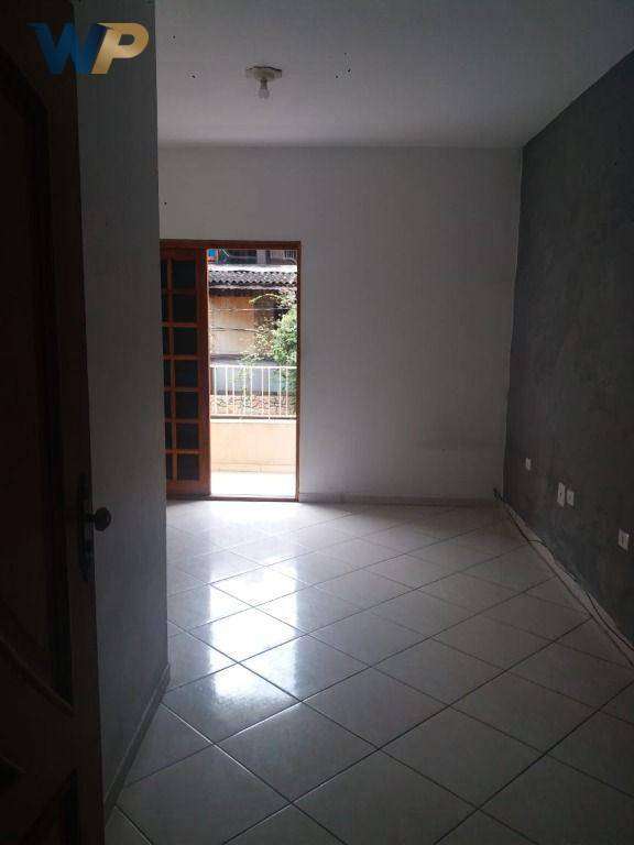 Casa para alugar com 1 quarto, 90m² - Foto 6