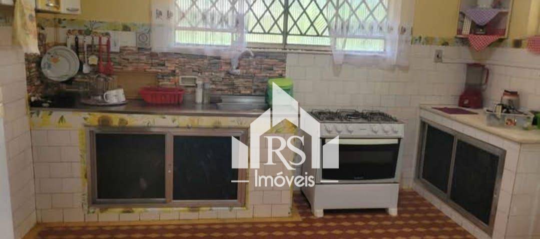 Casa à venda com 25 quartos, 10m² - Foto 38
