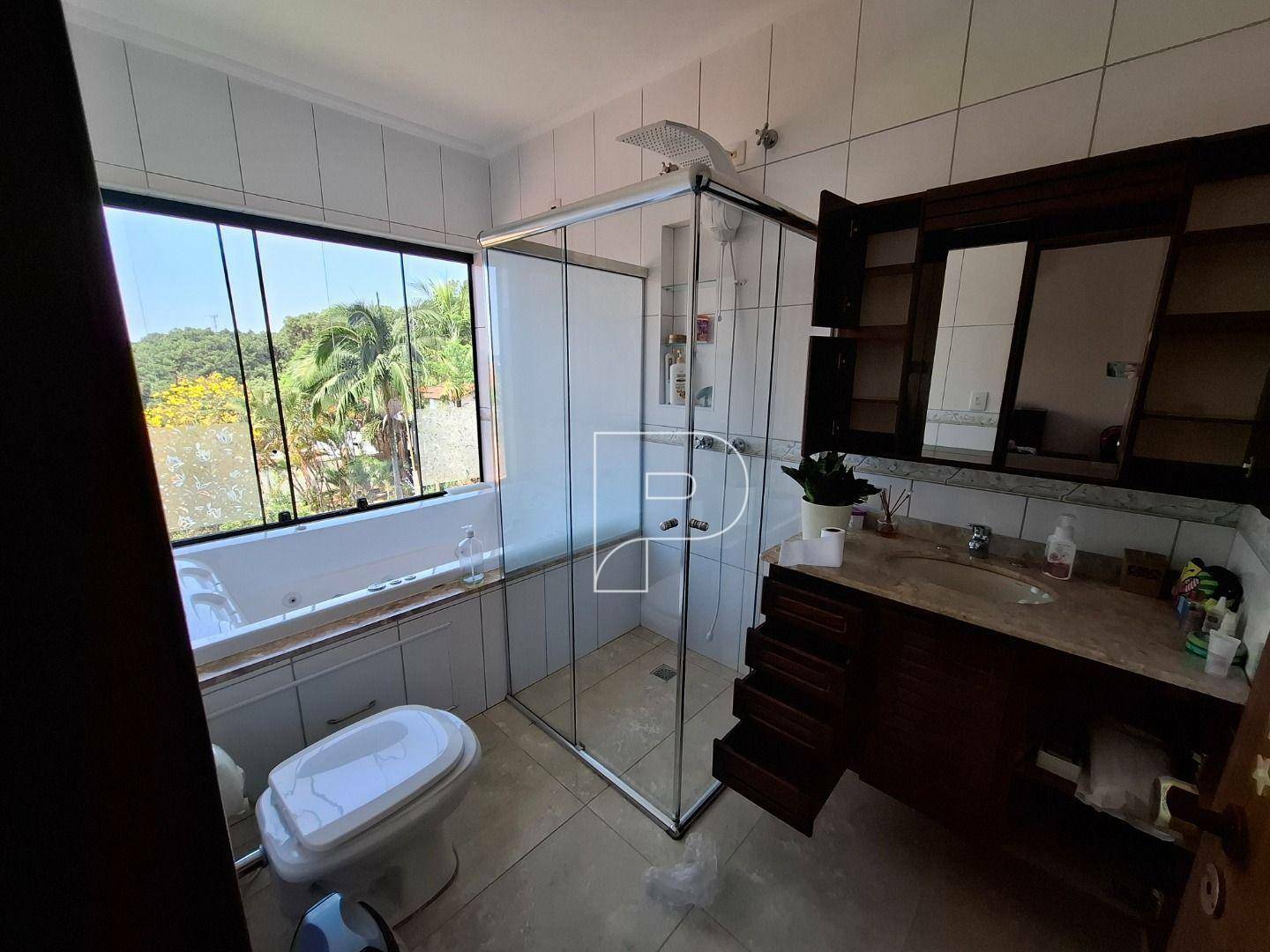 Casa de Condomínio para alugar com 3 quartos, 400m² - Foto 26