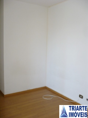 Apartamento para alugar com 3 quartos, 80m² - Foto 3