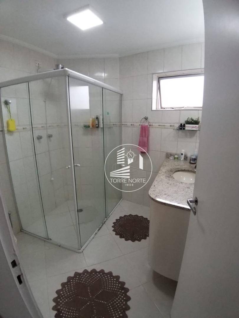 Apartamento à venda com 3 quartos, 83m² - Foto 18