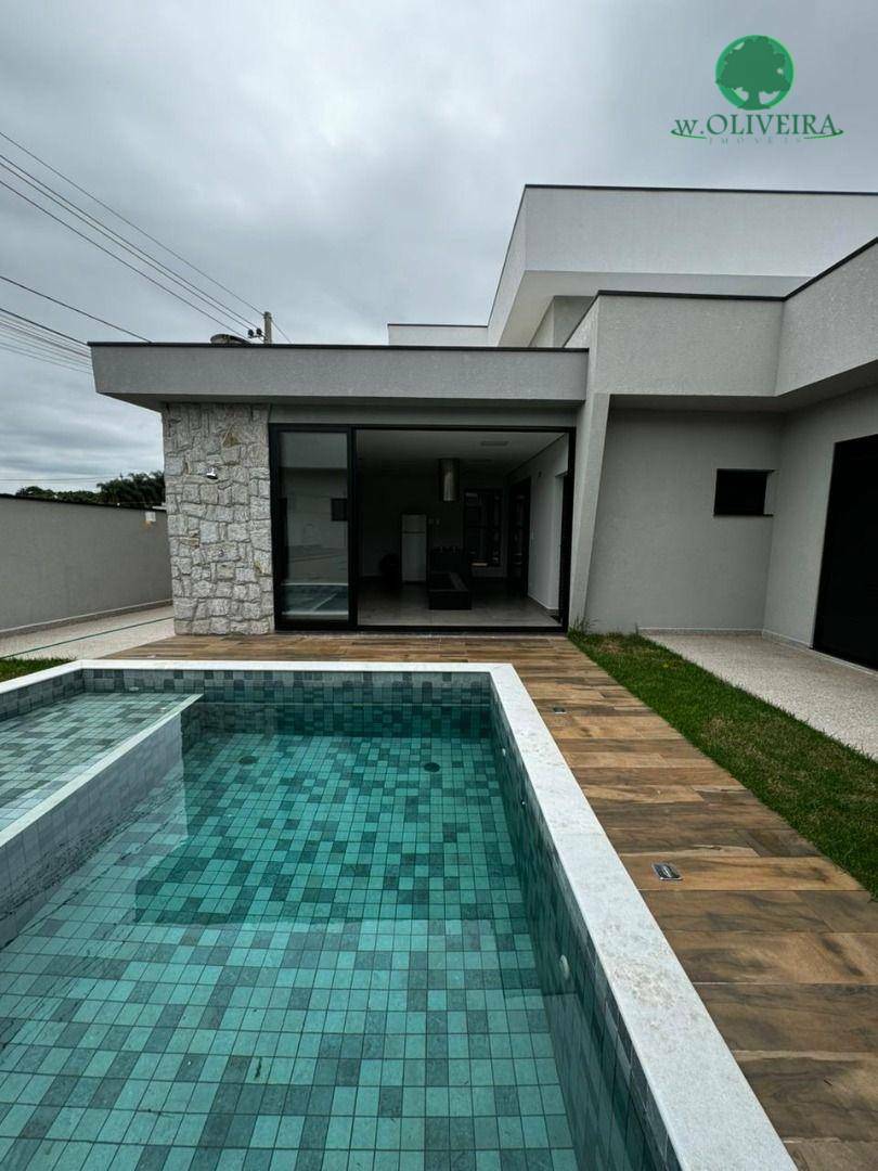 Casa de Condomínio à venda com 3 quartos, 238m² - Foto 1