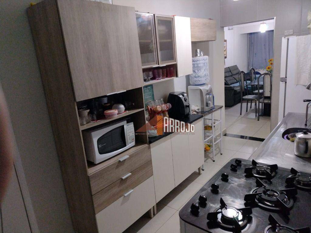 Apartamento à venda com 2 quartos, 63m² - Foto 6