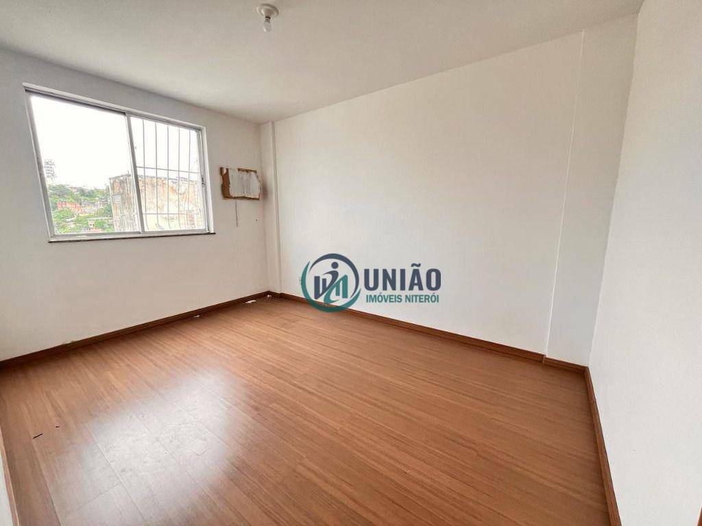 Apartamento à venda com 2 quartos, 62m² - Foto 12