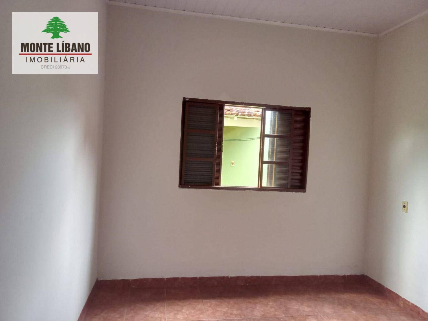 Casa para alugar com 2 quartos, 1m² - Foto 4