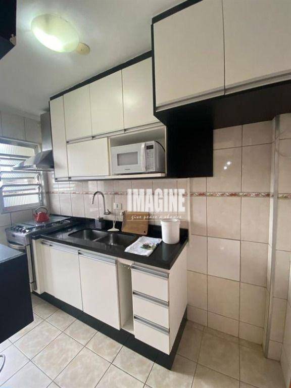 Apartamento à venda com 2 quartos, 66m² - Foto 10