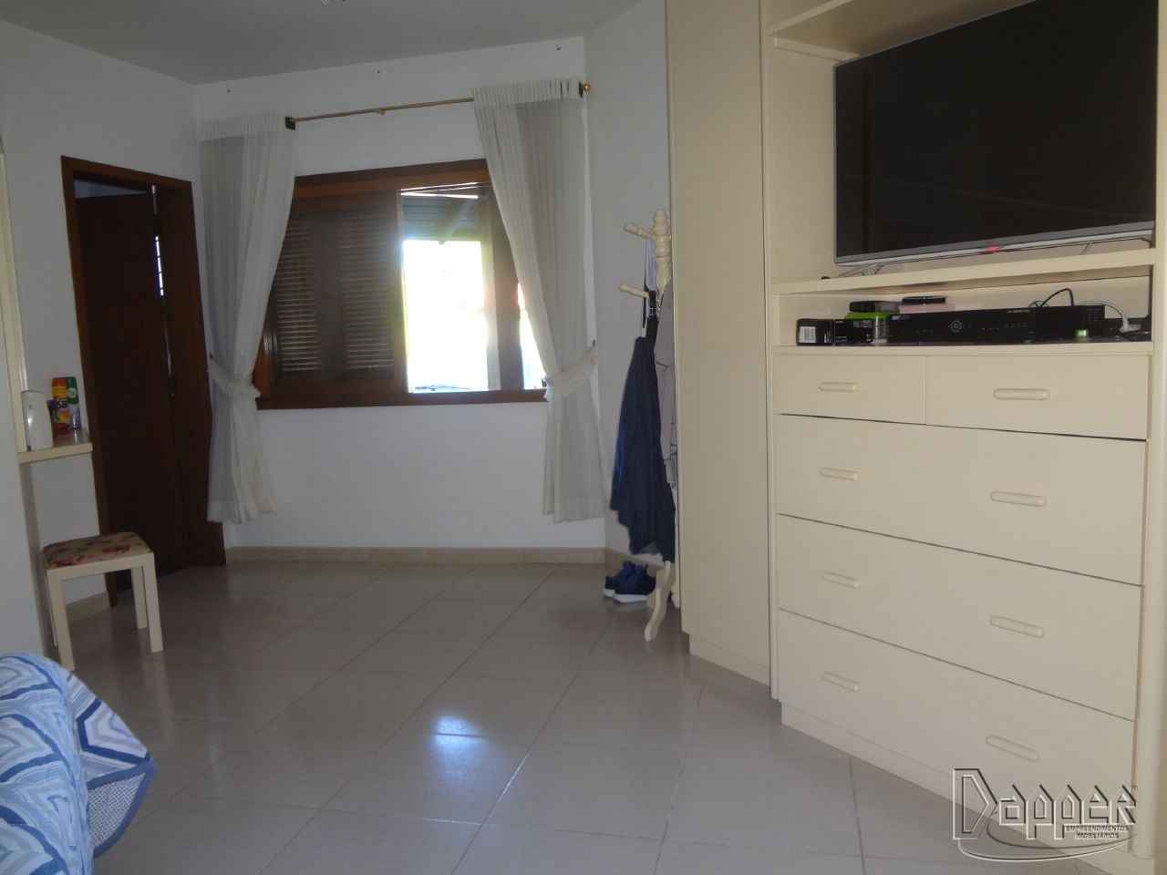 Casa à venda com 3 quartos, 247m² - Foto 14