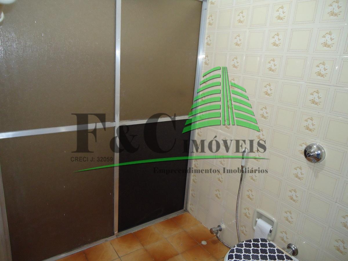 Casa à venda com 3 quartos, 250m² - Foto 25