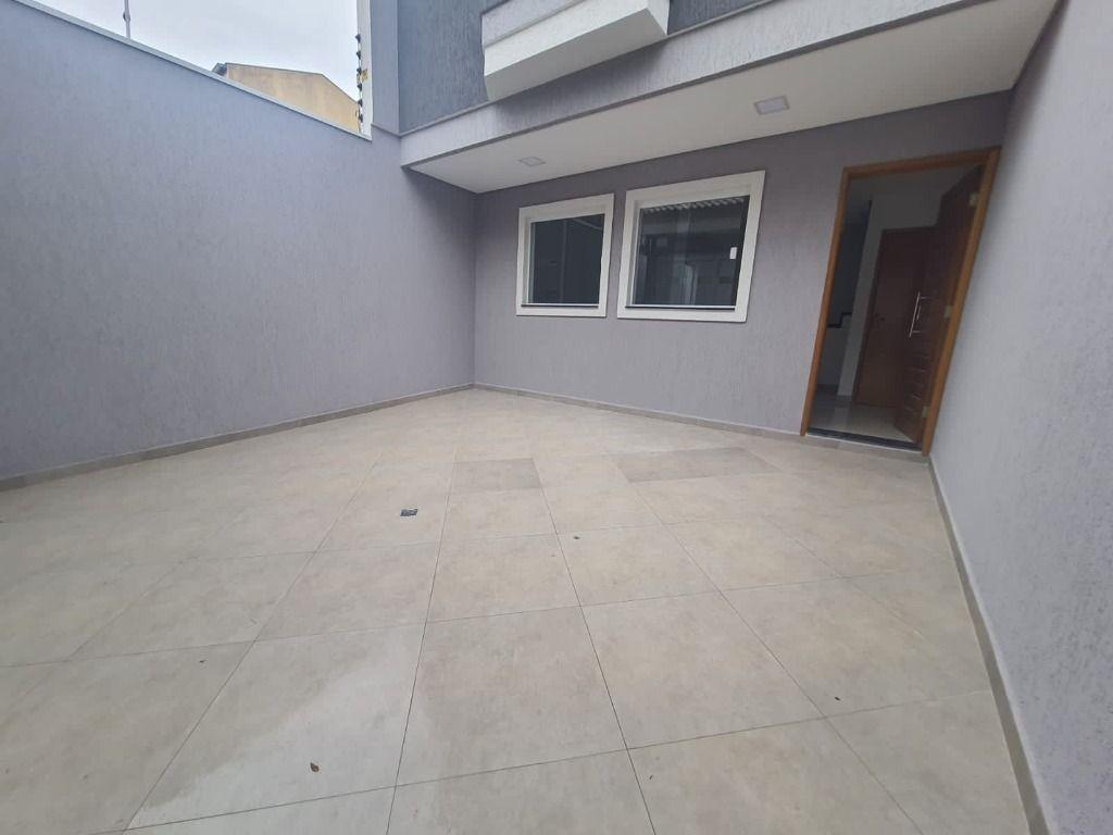 Sobrado à venda com 2 quartos, 73m² - Foto 1