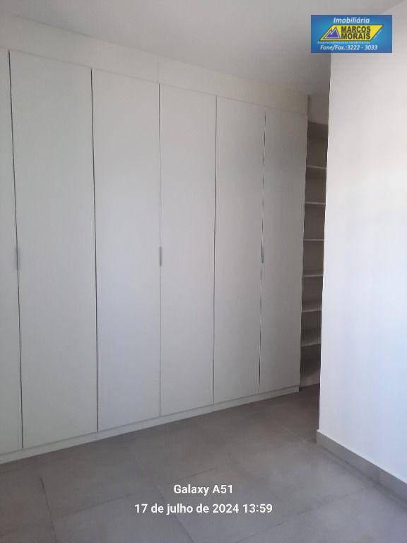 Apartamento para alugar com 2 quartos, 70m² - Foto 8