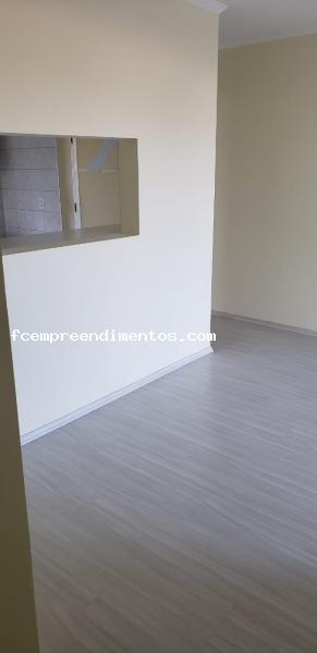 Apartamento à venda com 3 quartos, 72m² - Foto 1