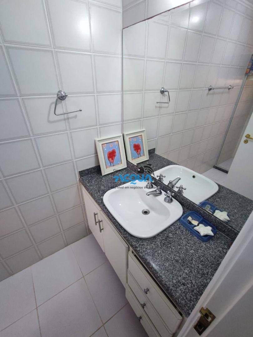 Apartamento à venda com 3 quartos, 160m² - Foto 15