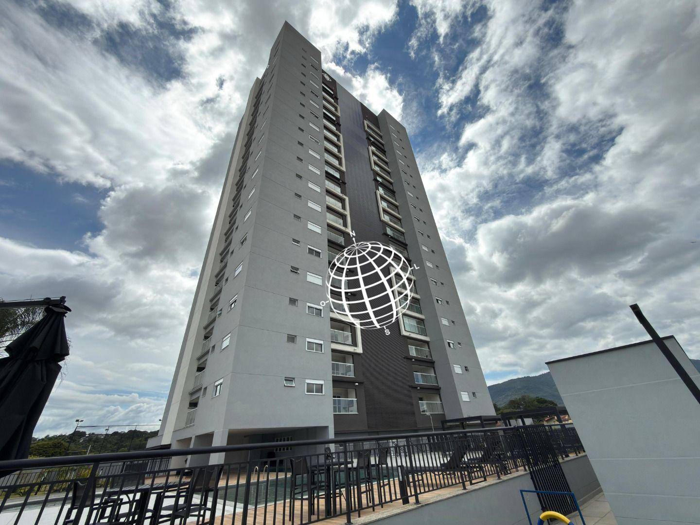 Apartamento, 3 quartos, 140 m² - Foto 1