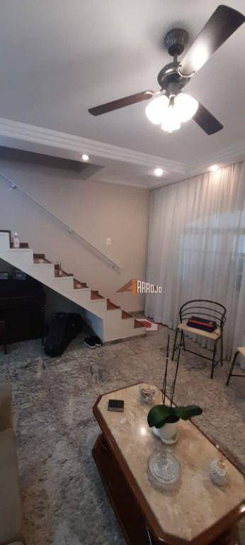 Sobrado à venda com 3 quartos, 198m² - Foto 3