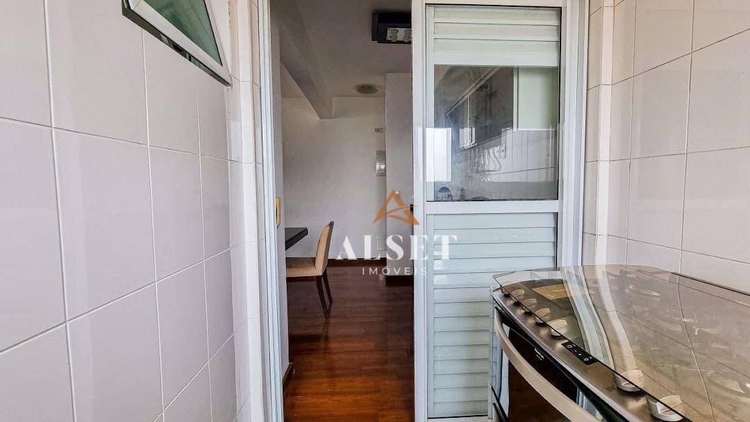 Apartamento à venda com 2 quartos, 80m² - Foto 18