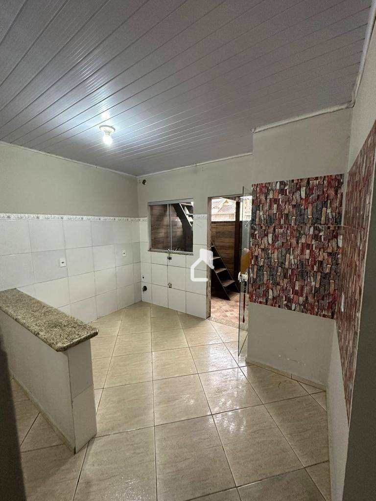 Casa à venda com 2 quartos, 60M2 - Foto 6