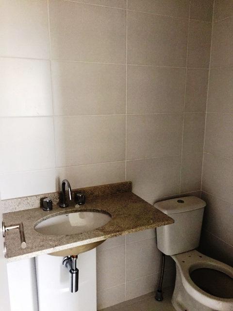 Apartamento à venda com 2 quartos, 68m² - Foto 29