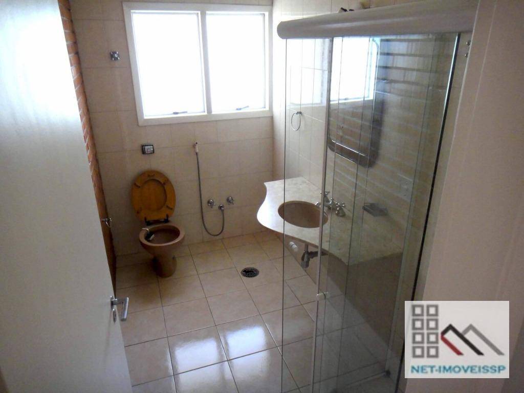 Casa à venda e aluguel com 4 quartos, 450m² - Foto 22