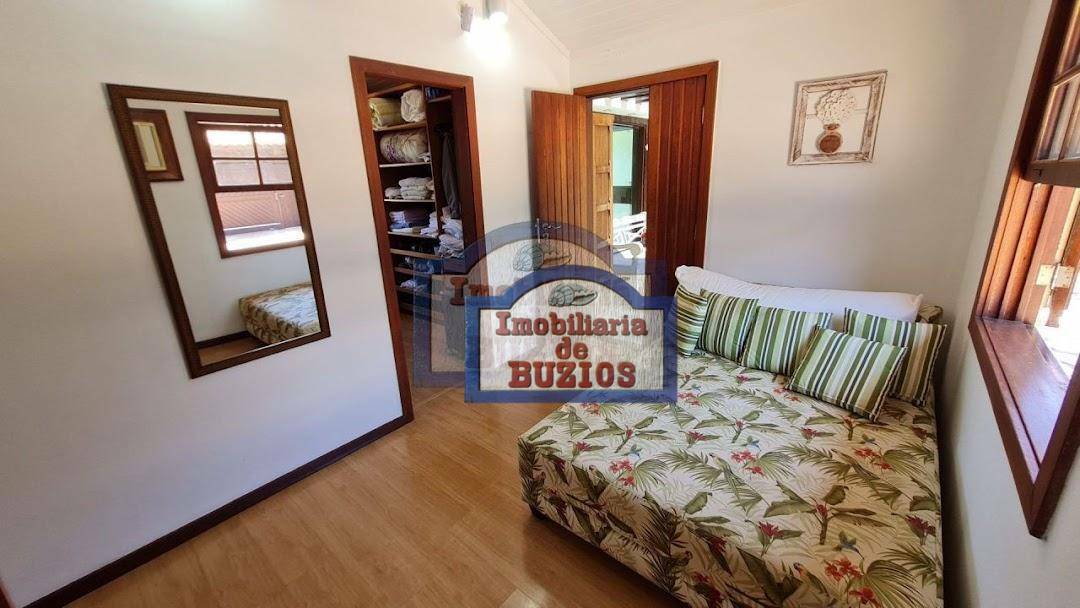 Casa à venda com 3 quartos, 248m² - Foto 29