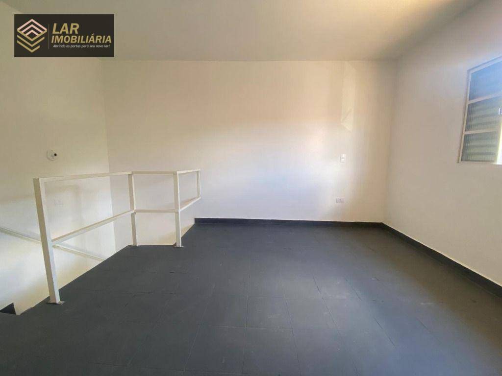 Casa para alugar com 1 quarto, 45m² - Foto 49