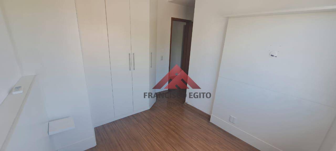 Apartamento para alugar com 3 quartos, 84m² - Foto 14