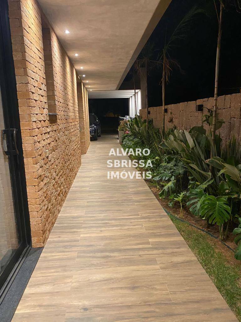 Casa de Condomínio à venda com 4 quartos, 384m² - Foto 8