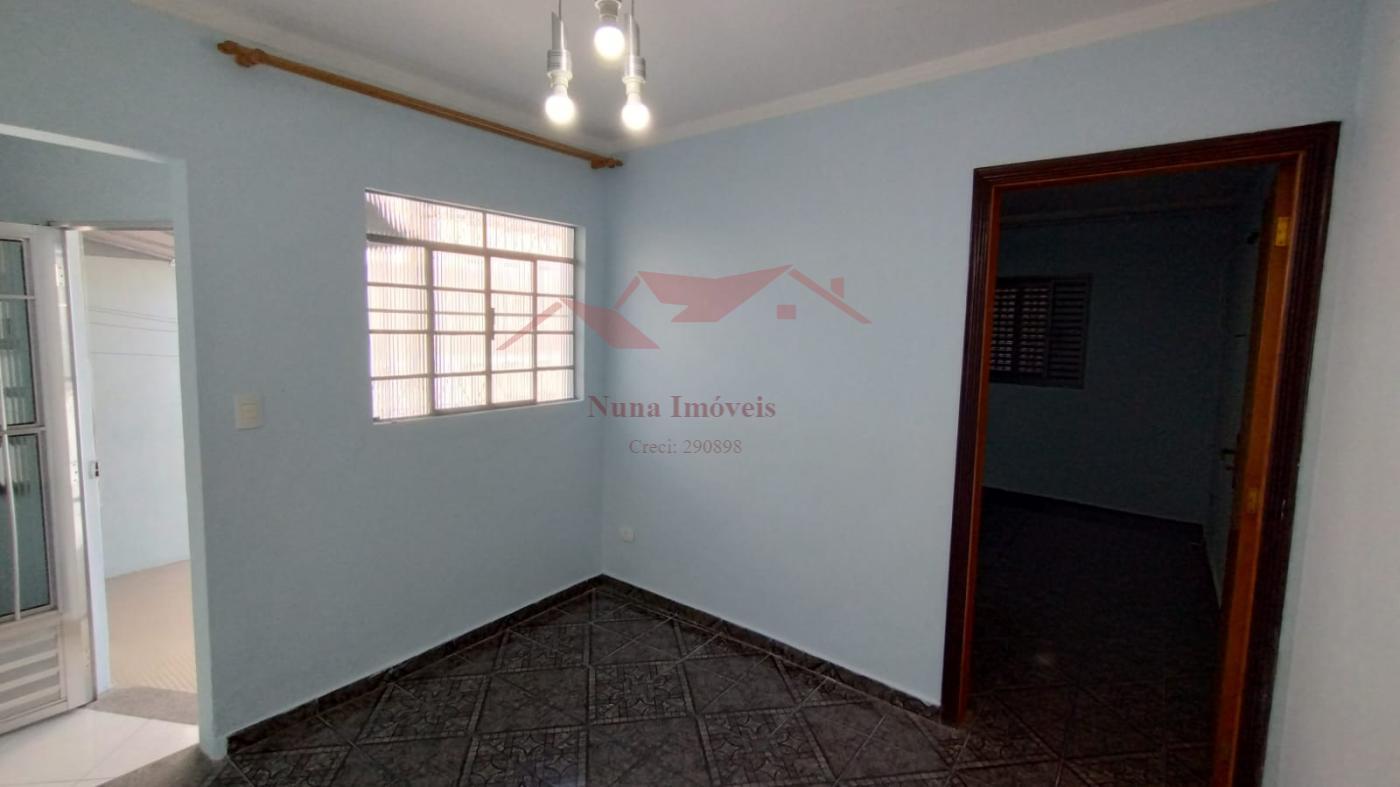 Casa para alugar com 1 quarto, 38m² - Foto 14